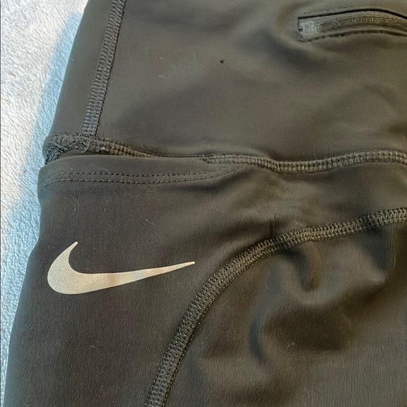 Nike Black Dri Fit Capri Leggings Performance Wear - Picture 5 of 7